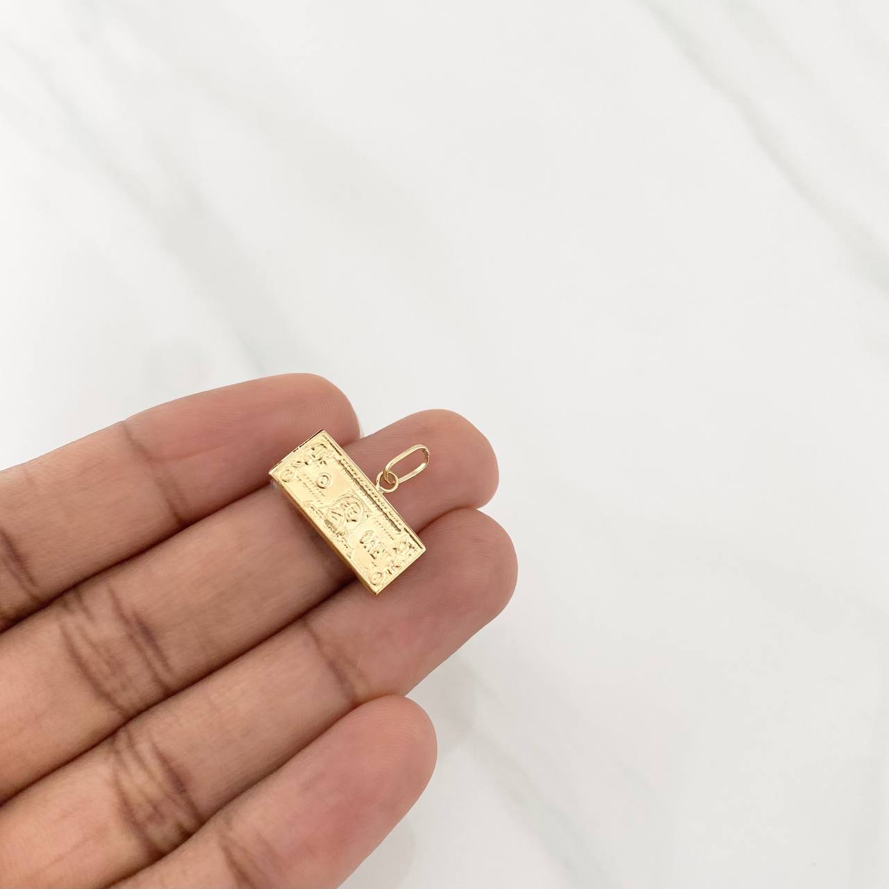 Dije One Dolar 0.7g / 3/4 in Oro Amarillo 18K