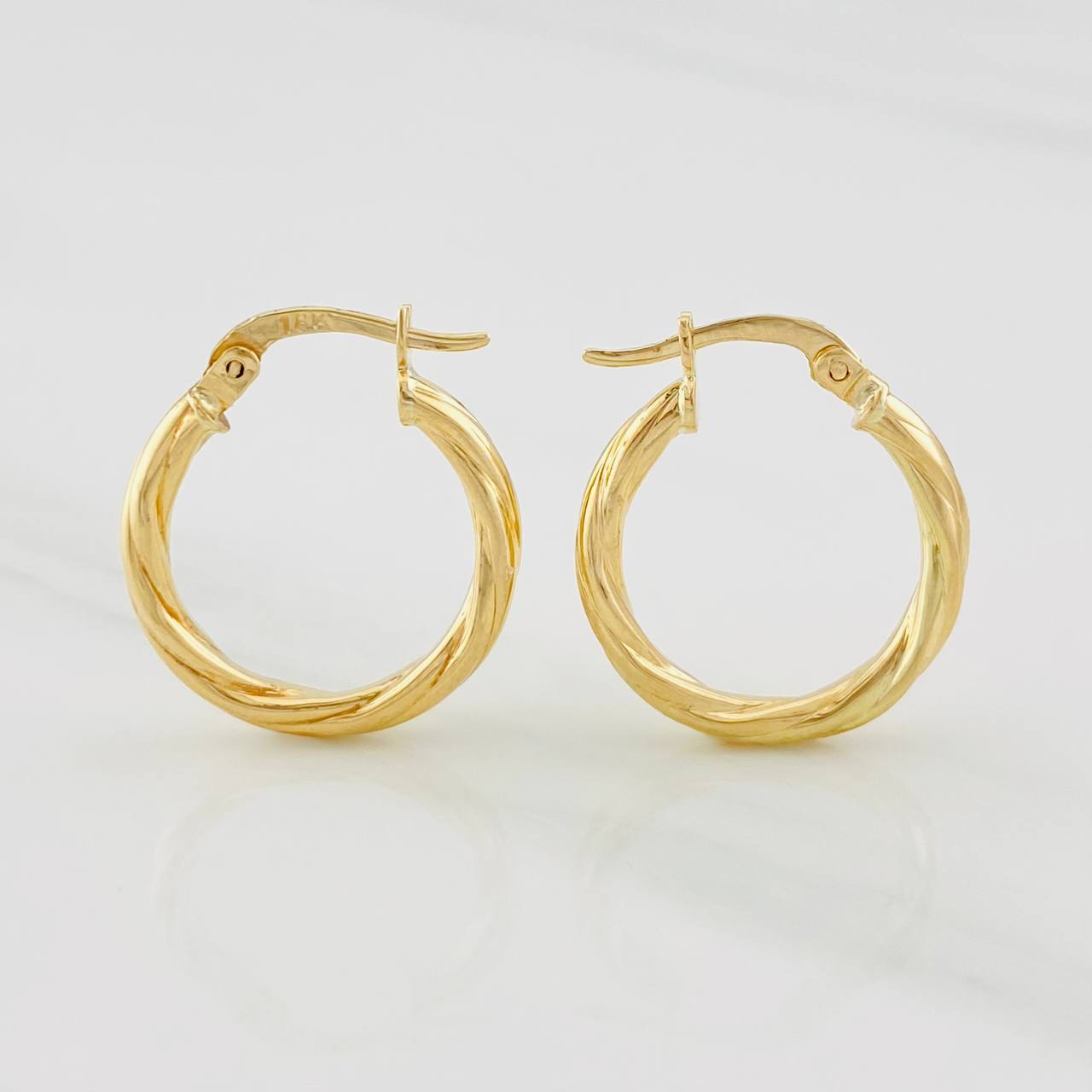 Candongas Mary 1.5g / 3/4 in Oro Amarillo 18K
