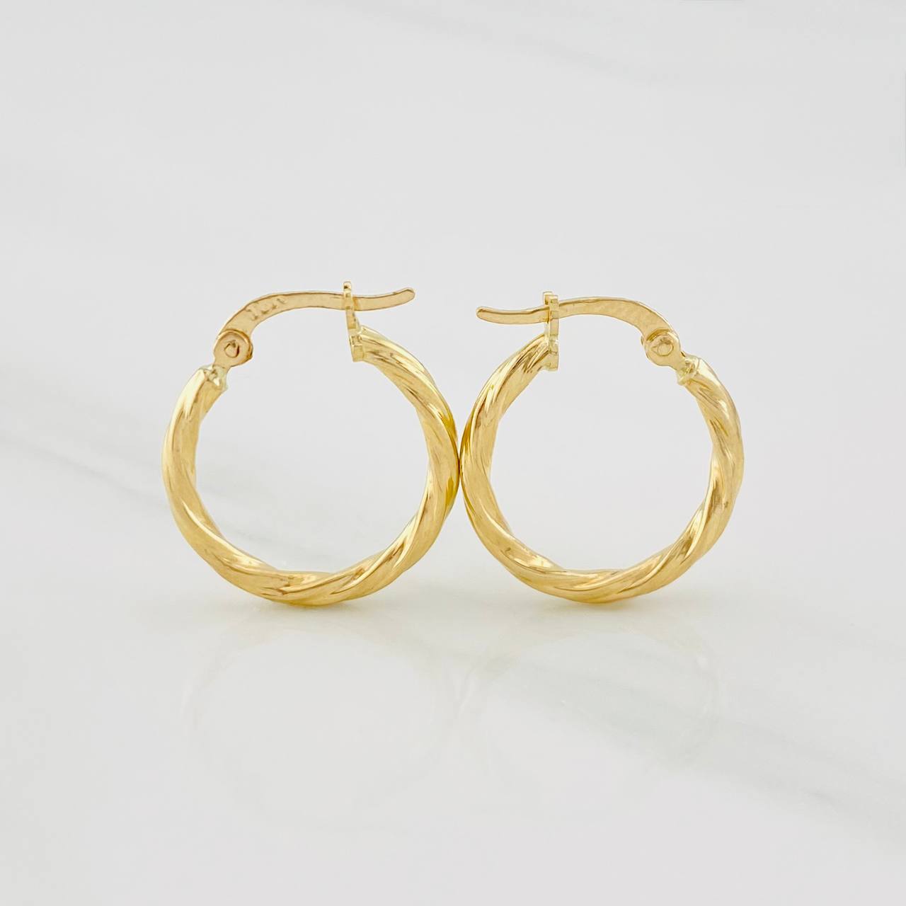 Candongas Mary 1.2g / 3/4 in Oro Amarillo 18K