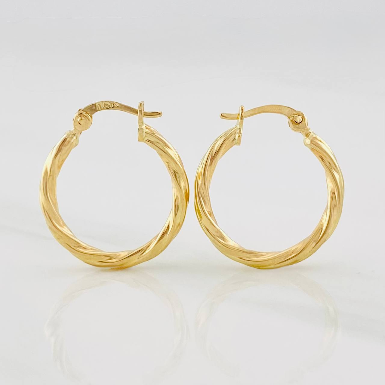 Candongas Mary 1.2g / 3/4 in Oro Amarillo 18K