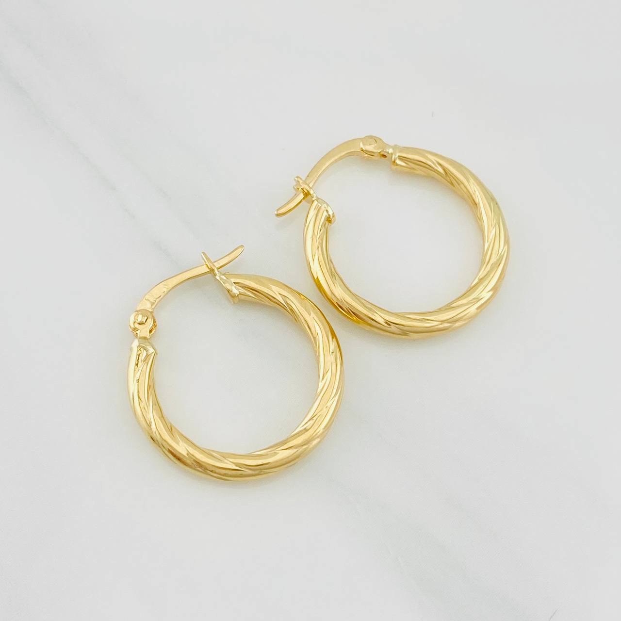 Candongas Mary 1.4g / 3/4 in Oro Amarillo 18K