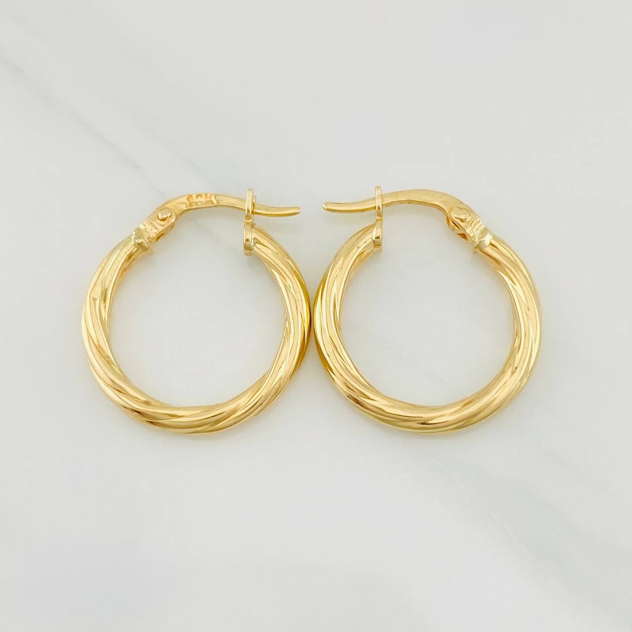 Candongas Mary 1.3g / 3/4 in Oro Amarillo 18K
