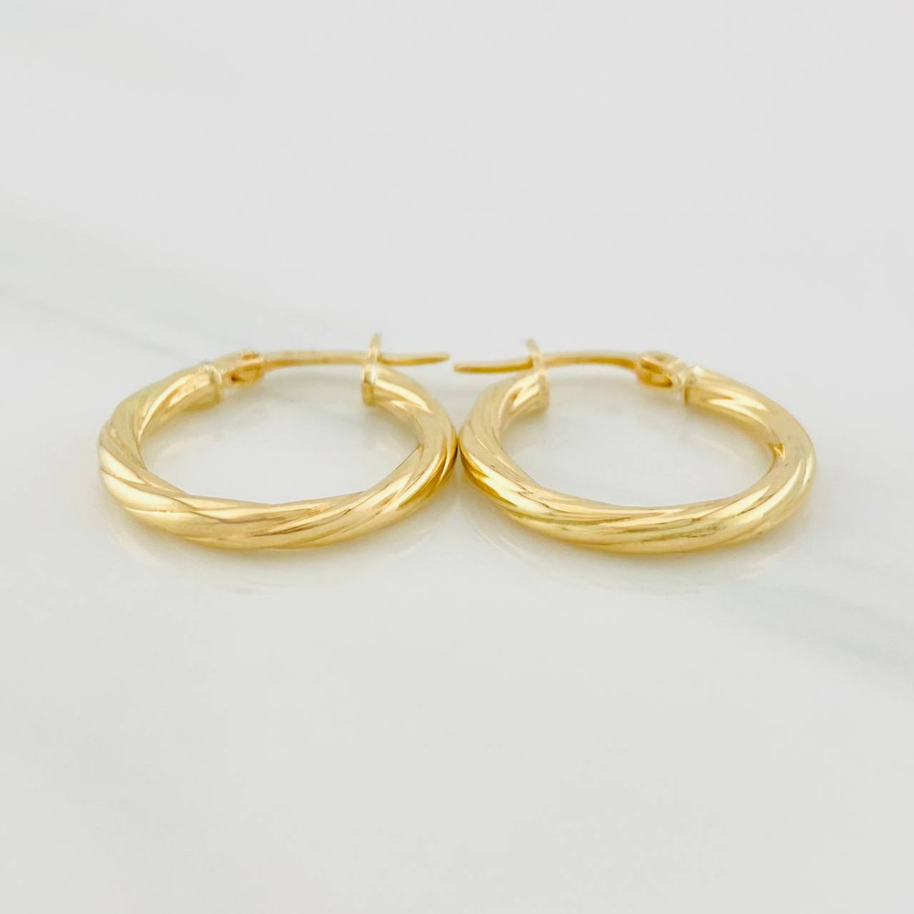 Candongas Mary 1.3g / 3/4 in Oro Amarillo 18K