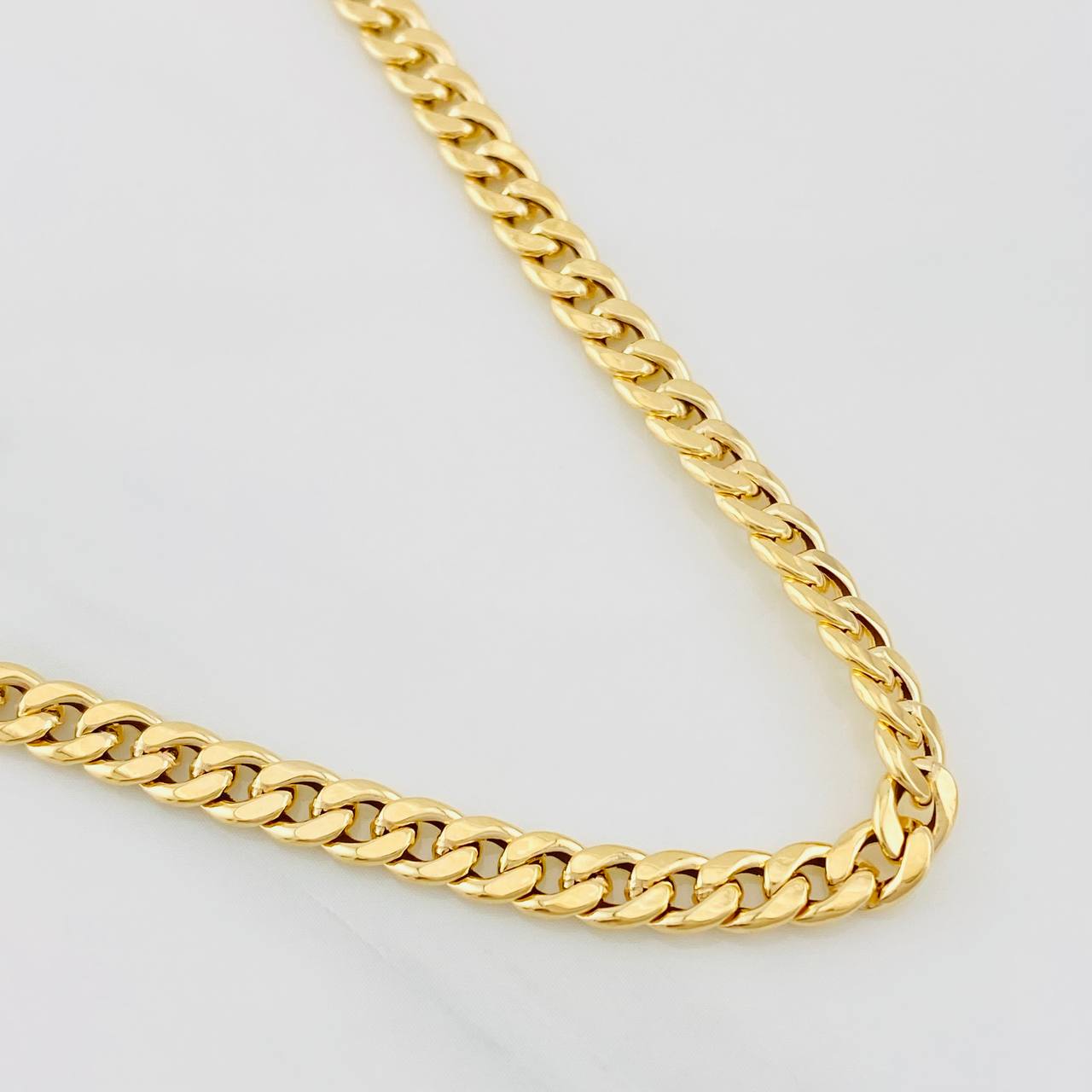 Cuban Links 5.55g / 28 in / 4.32mm Yellow Gold 18K