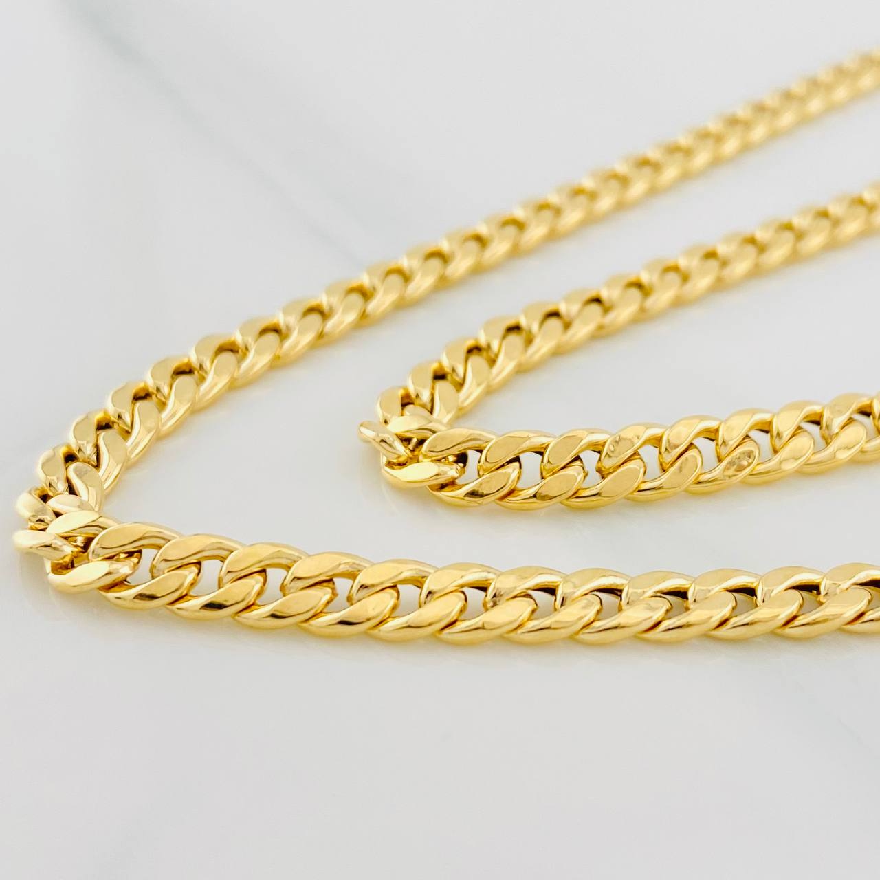 Cuban Links 5.8g / 28 in / 4.36mm 18K Yellow Gold