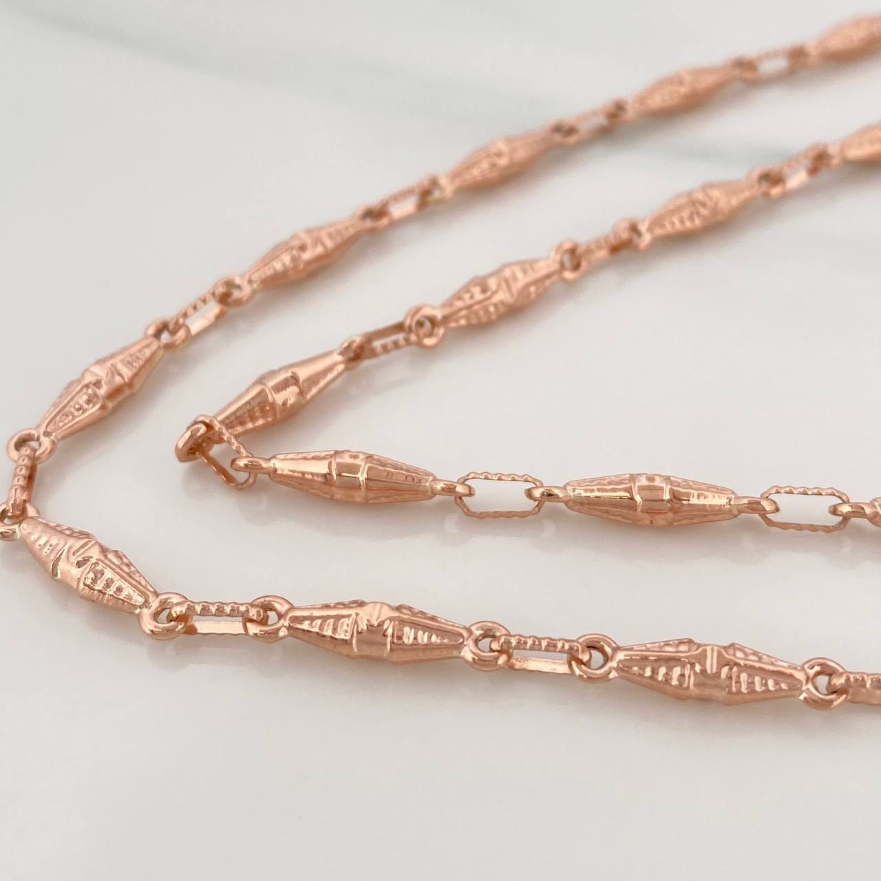 Cadena Rustica Dubai 10.65gr / 24 1/2 in / 2.3mm Oro Rosa 18K %