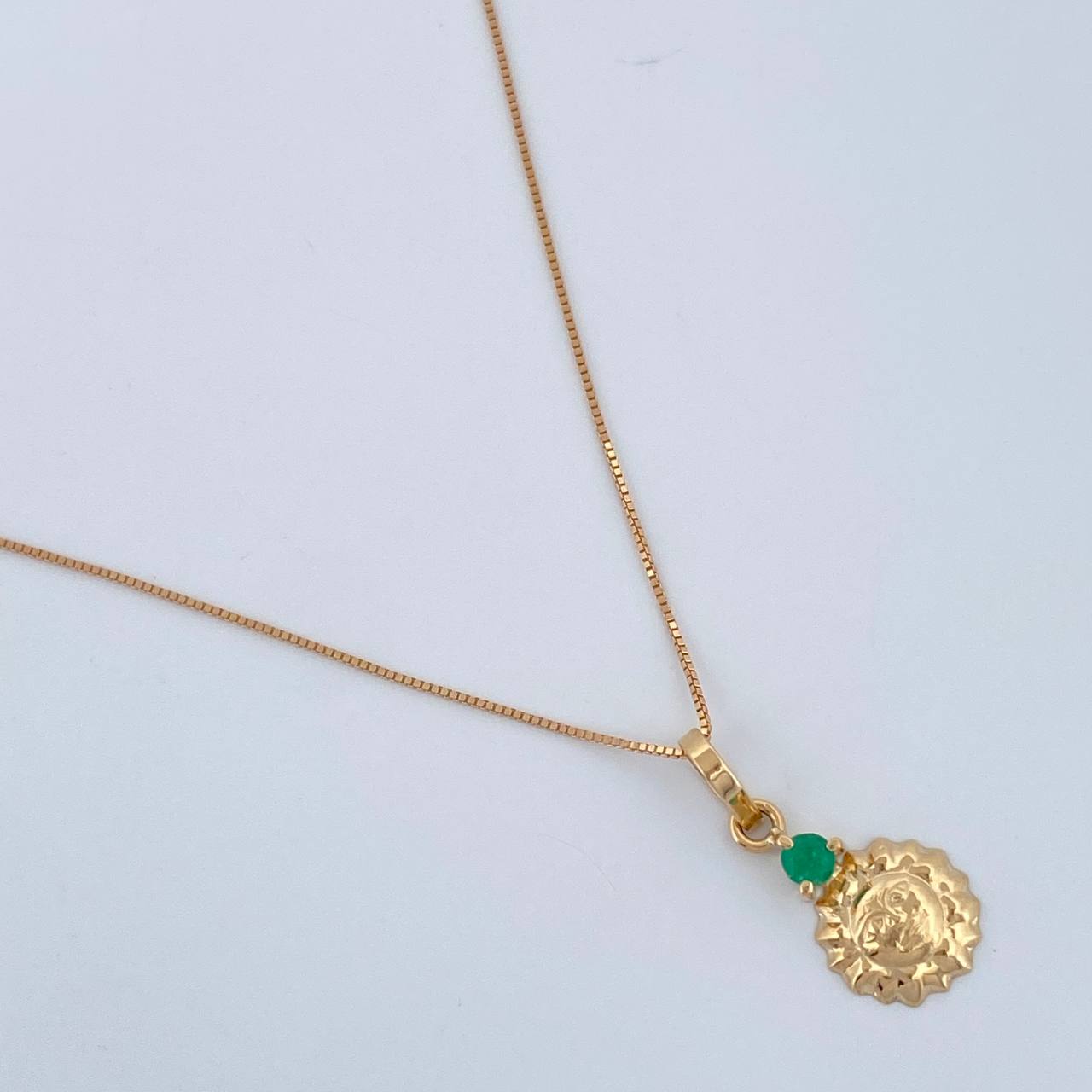 Set Cadena y Dije Veneciana + Dije Sol Esmeralda 1.3gr / 17 3/4 in / 0.4mm Oro Amarillo 18K (joya)%