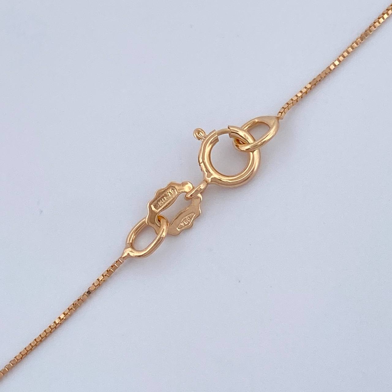 Set Cadena y Dije Veneciana + Dije Redondo Esmeralda 1.1gr / 17 3/4 in / 0.4mm Oro Amarillo 18K  (joya) %