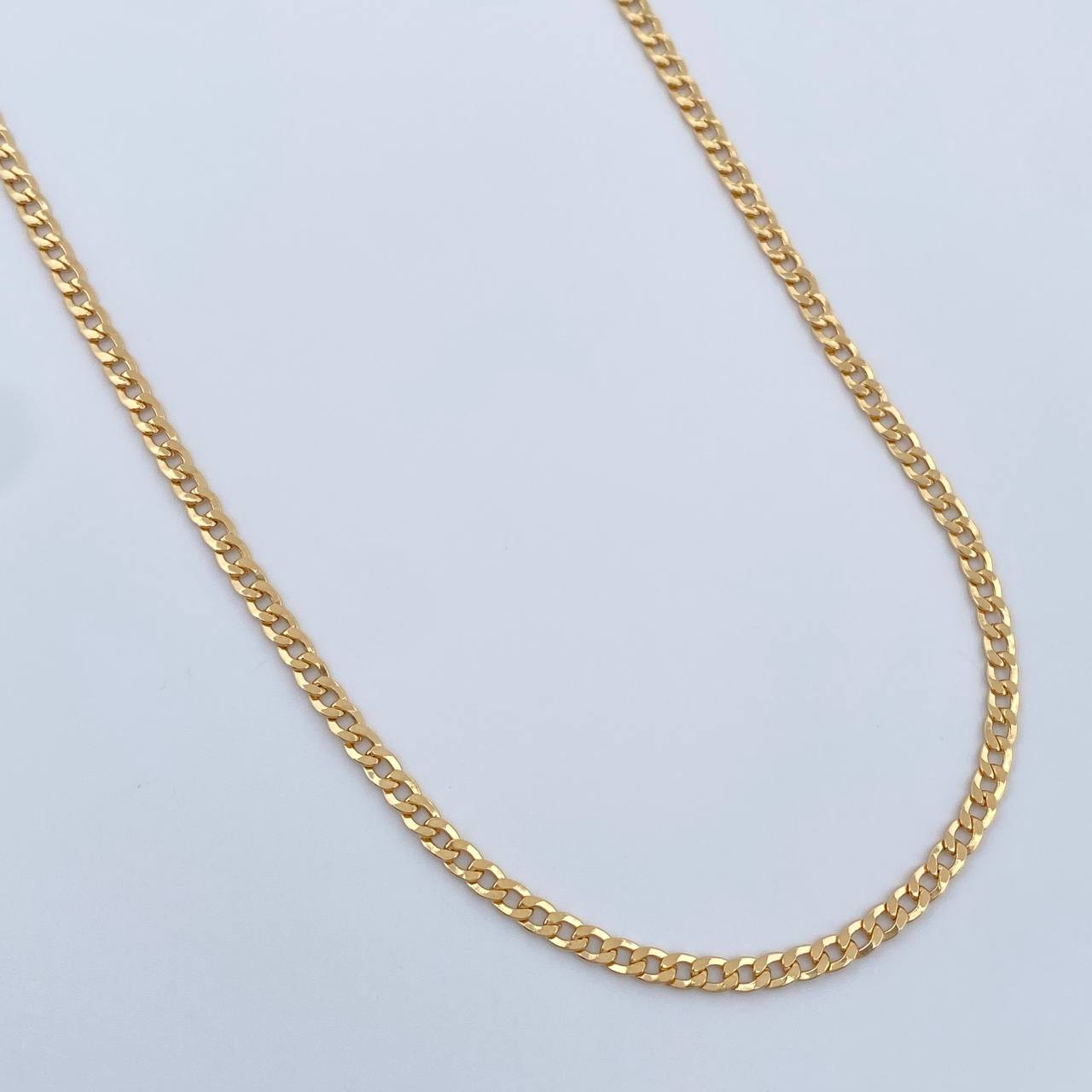 Cadena Cubana 4.15gr / 23 3/4 in / 2.35mm Oro Amarillo +1 18K %