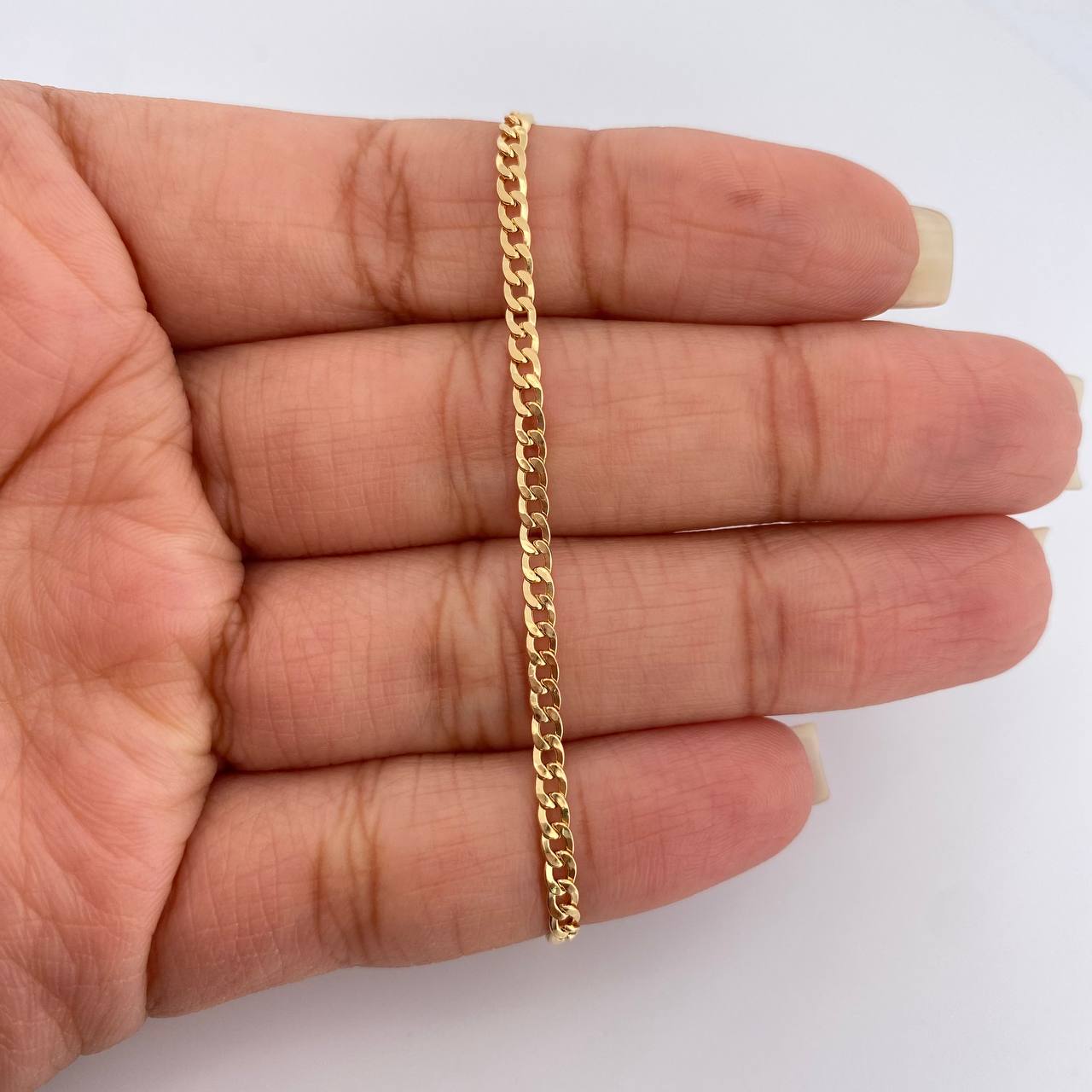 Pulso Cubano 1.55gr / 7 1/2 in / 2.3mm Oro Amarillo +1 18K $