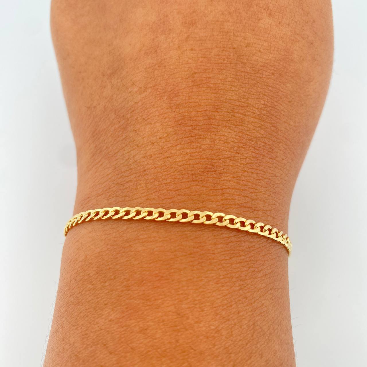 Pulso Cubano 2.75gr / 7 1/4 in / 3.23mm Oro Amarillo +1 18K %