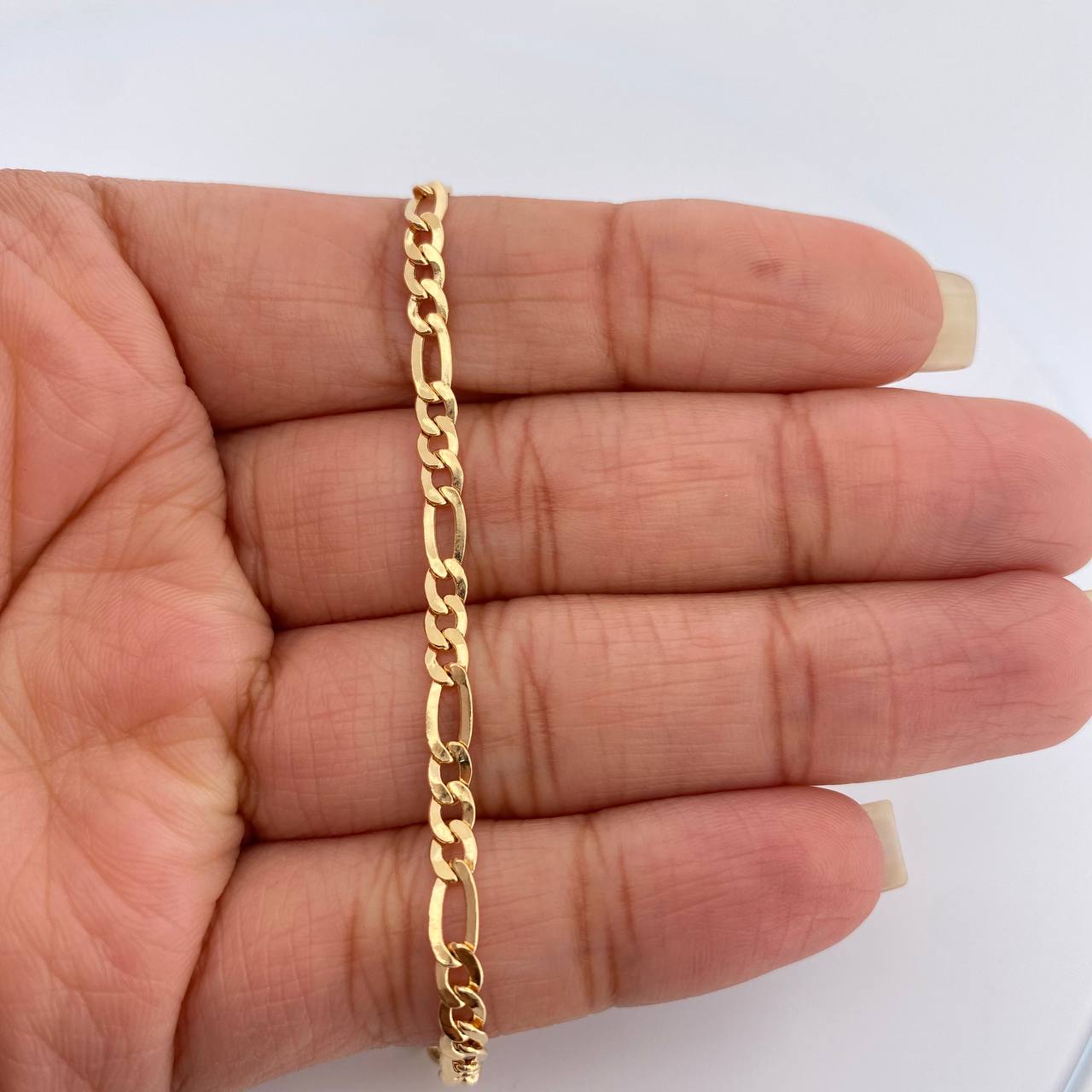 Tobillera Figaro 2.75gr / 9 3/4 in / 3.2mm Oro Amarillo +1 18K %