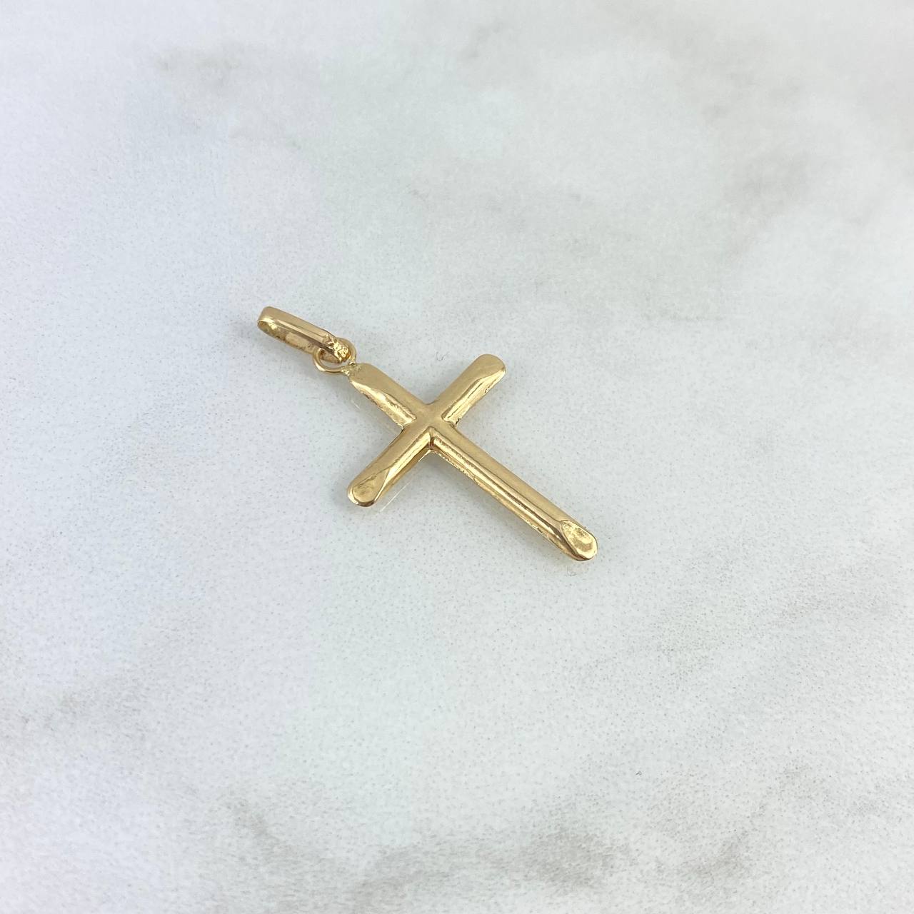 Dije Cruz 0.8gr / 1 1/2 in / Oro Amarillo 18K !