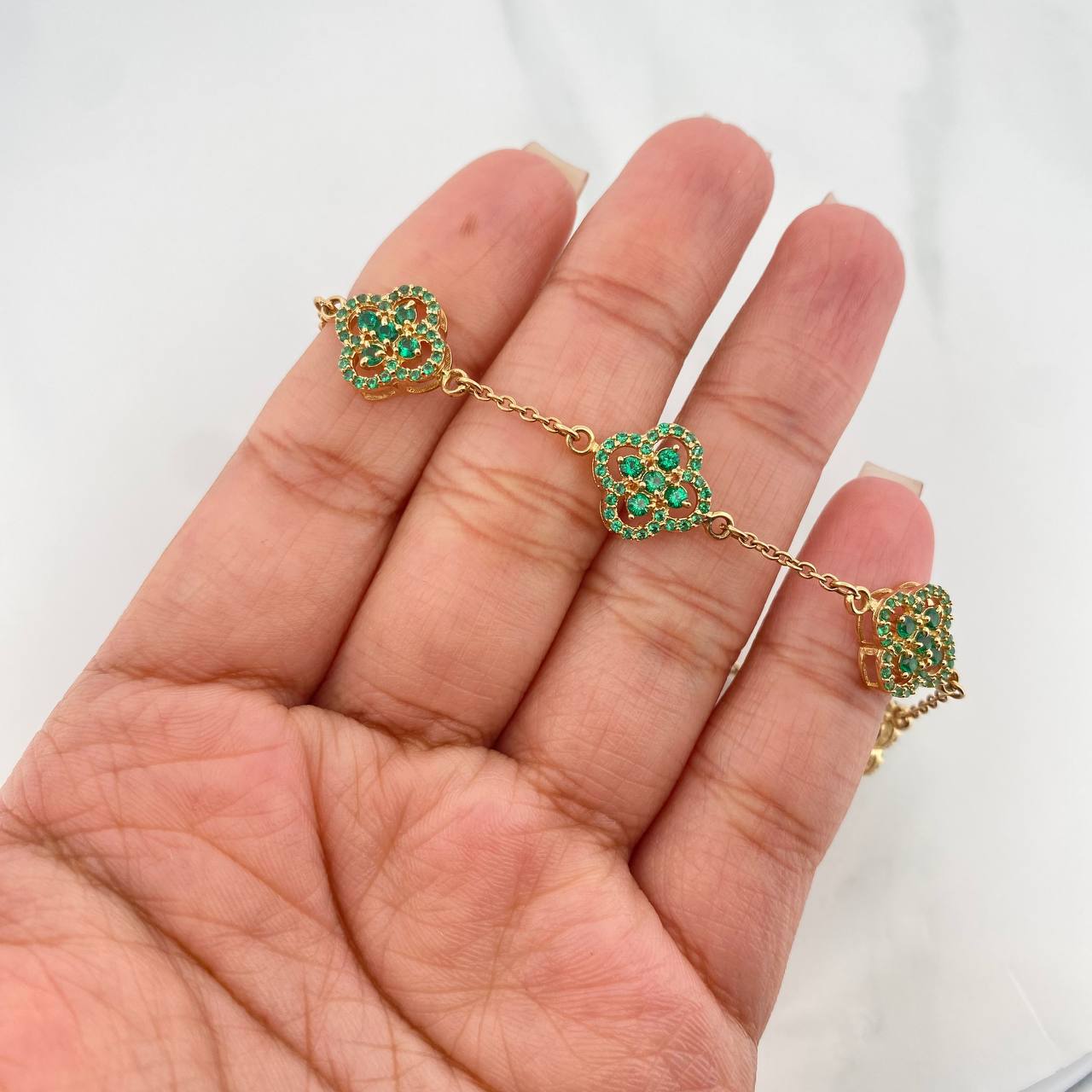 Pulso Aro Seguido Trebol 10.1 g / 7 1/2 in / 0.4 mm Oro Amarillo 18K