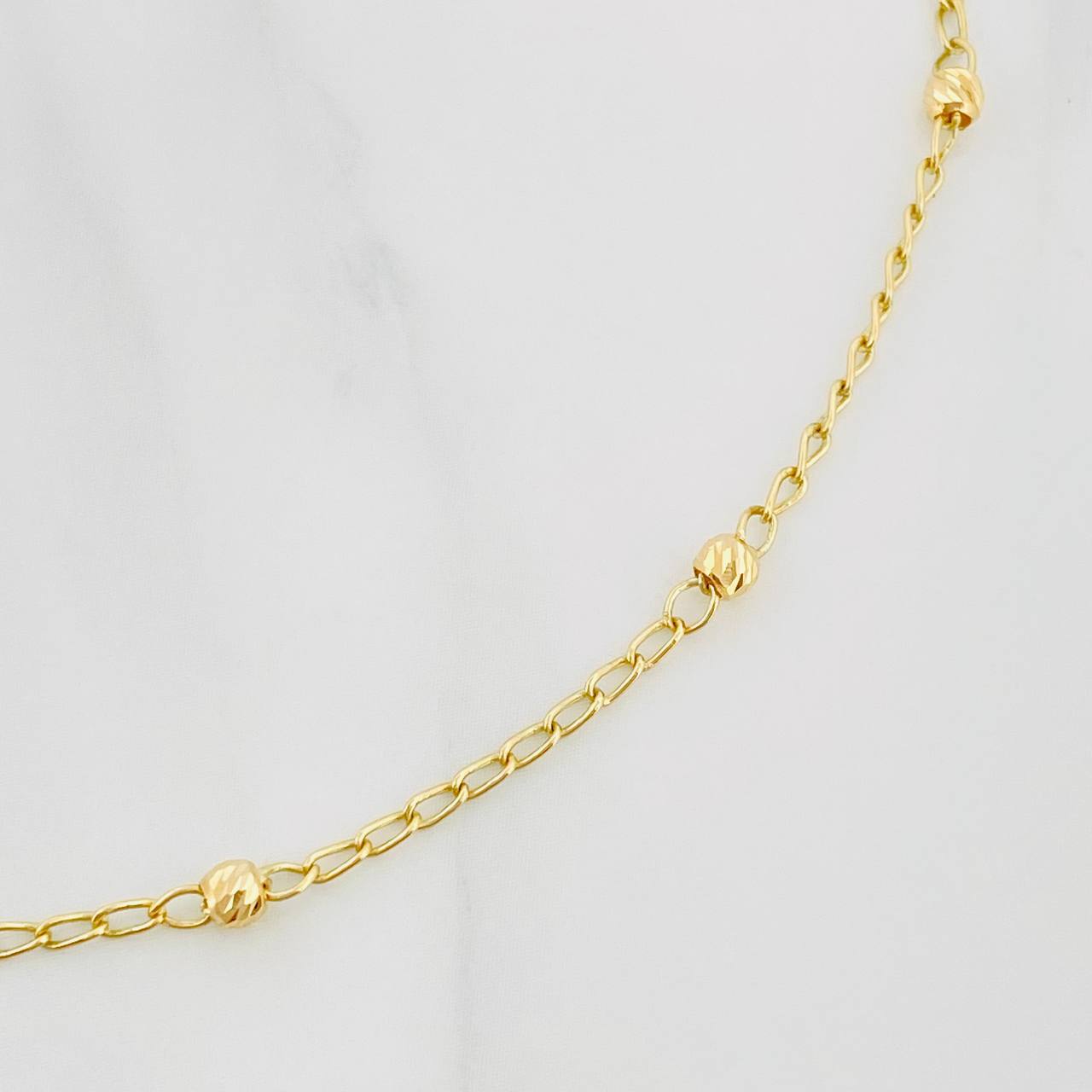 Cadena Espiga 3.05 g / 18 in / 0.6 mm Oro Amarillo 18K