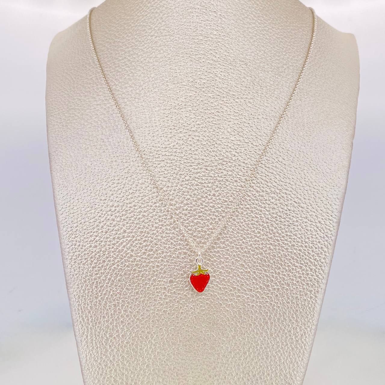 Classic Link Chain Strawberry 3.05g / 18 in / 1.06mm Silver Vermeil 925