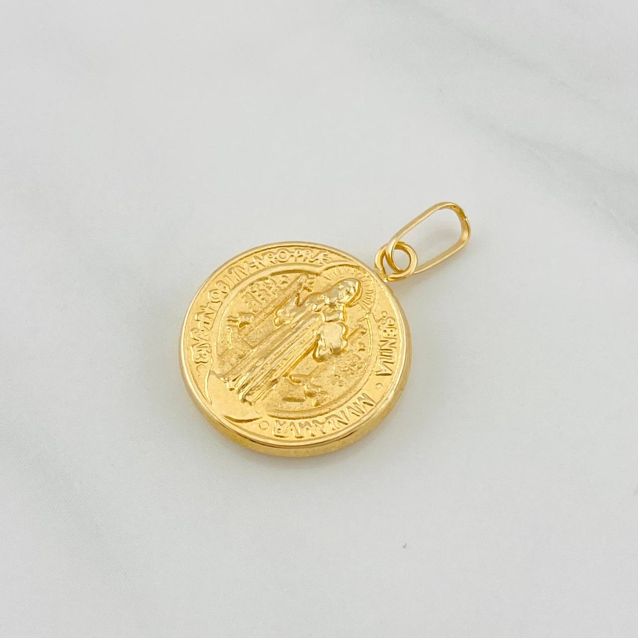 Pendant San Benito 0.85g / 3/4 in Yellow Gold 18K