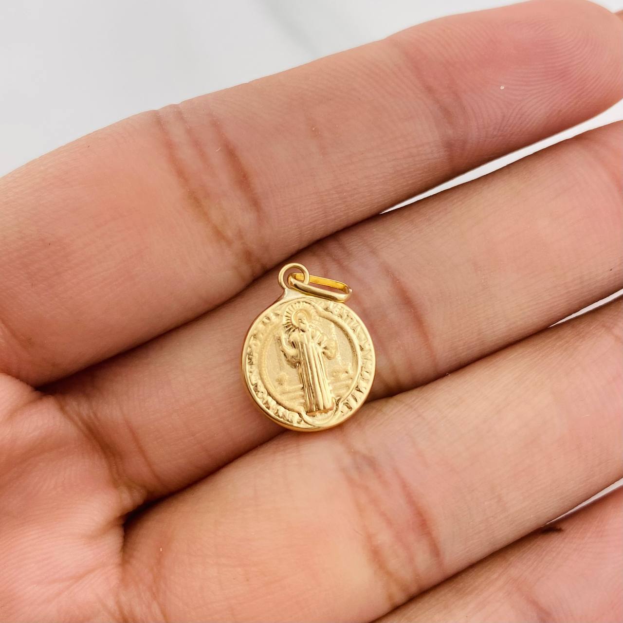 Pendant San Benito 0.85g / 3/4 in Yellow Gold 18K