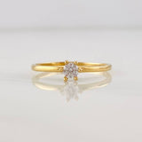 Solitaire Ring 1.5g / Size 7 3/4 Yellow Gold 18K
