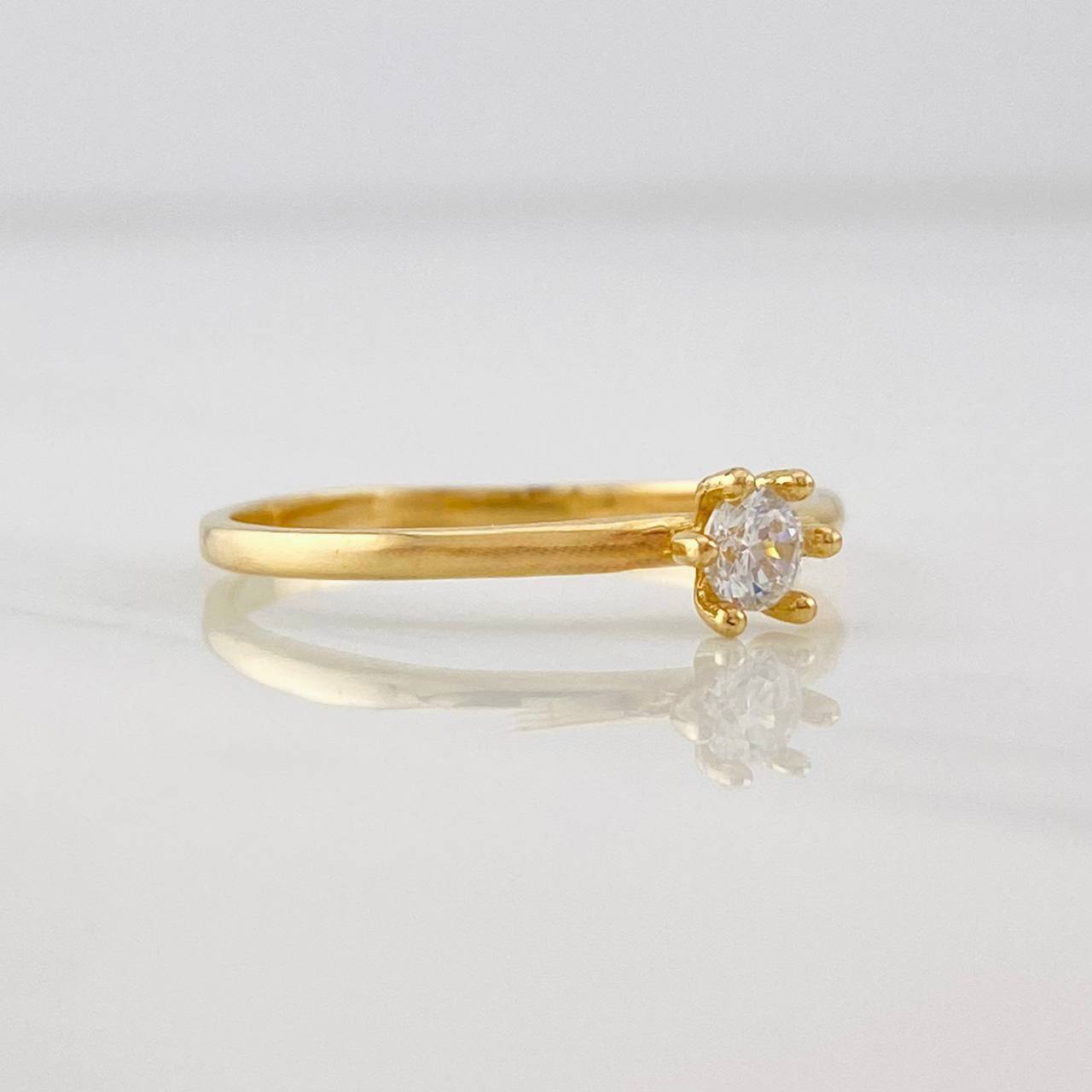 Solitaire Ring 1.5g / Size 7 3/4 Yellow Gold 18K