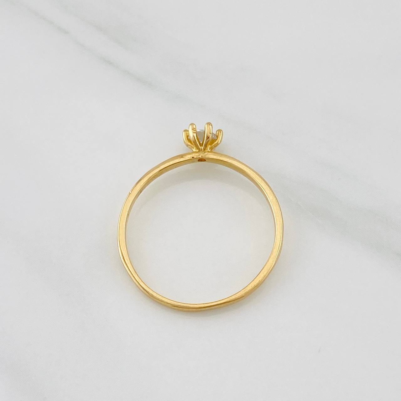 Solitaire Ring 1.5g / Size 7 3/4 Yellow Gold 18K