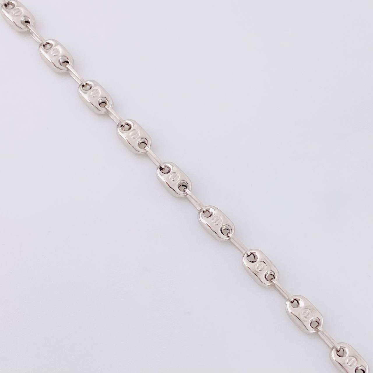 Cadena Rustica Tornillo 9.4g / 26 in / 3.7mm Oro Blanco 18K