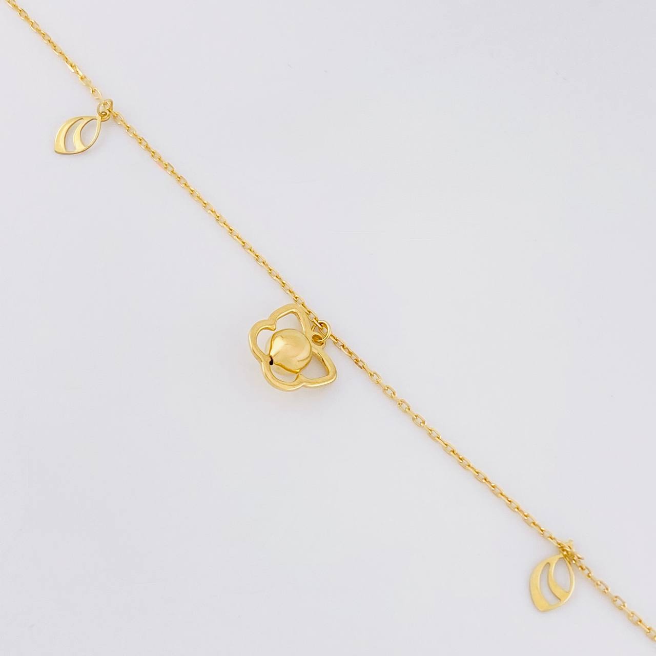 Tobillera Aro Seguido Mariposa Bola Central 2.65g / 9 3/4 in / 1mm Oro Amarillo 18K