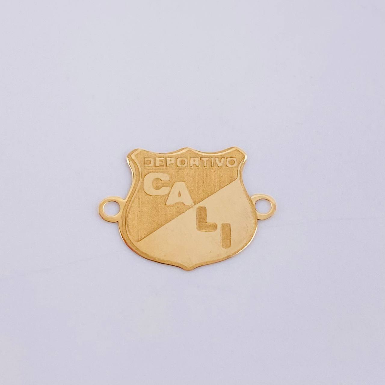 Herraje Escudo Deportivo Cali 0.45gr / 1 in / Oro Amarillo 18K ©