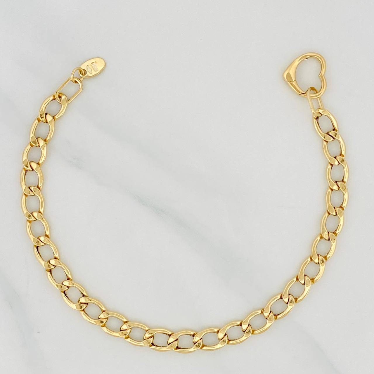 Pulso Cubano 3.8g / 7 1/4 in / 5.6mm Oro Amarillo 18K
