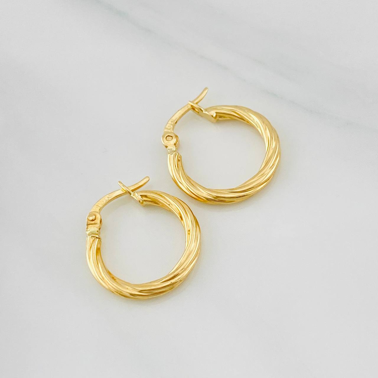 Hoop Earrings Mary 1g / 1/2 in Yellow Gold 18K
