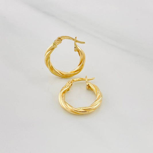 Hoop Earrings Mary 1.55g / 3/4 in Yellow Gold 18K