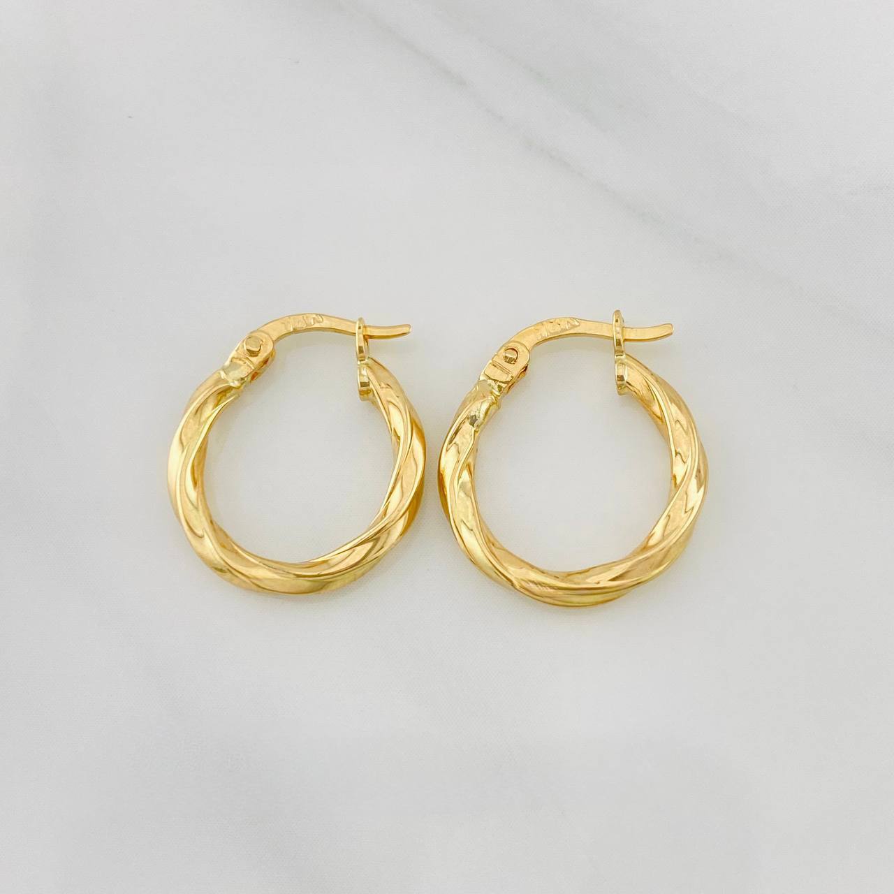 Hoop Earrings Kari 0.95g / 1/2 in 18K Yellow Gold