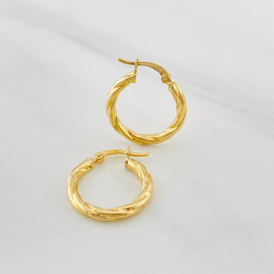 Hoop Earrings Mary 1.8g / 3/4 in Yellow Gold 18K
