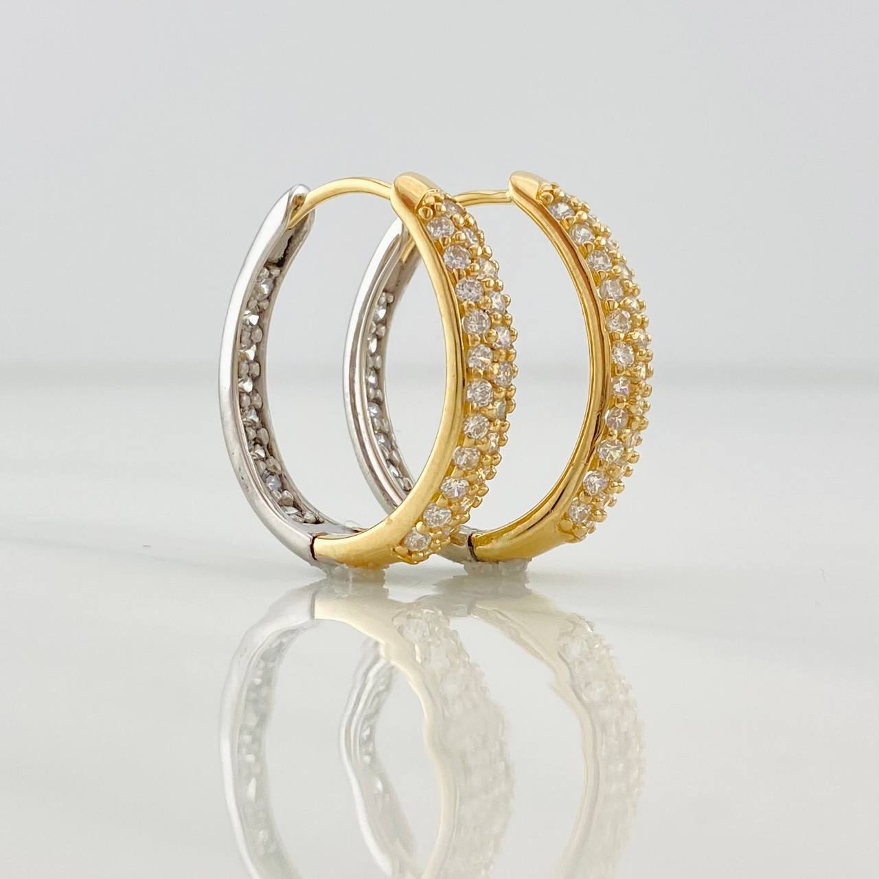 Hoop Earrings Dali 6.65g / 3/4 in Two-Tone Yellow White 18K Gold