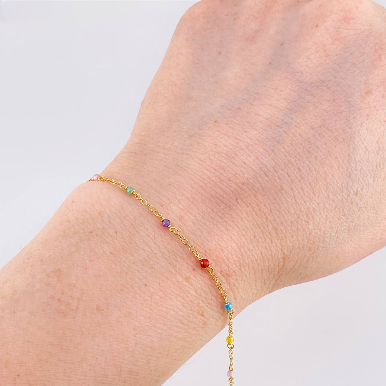 Bracelet Classic Link Rainbow Sparkles 1.1g / 6 1/4 in - 5 3/4 in / 1.3mm Yellow Gold 18K