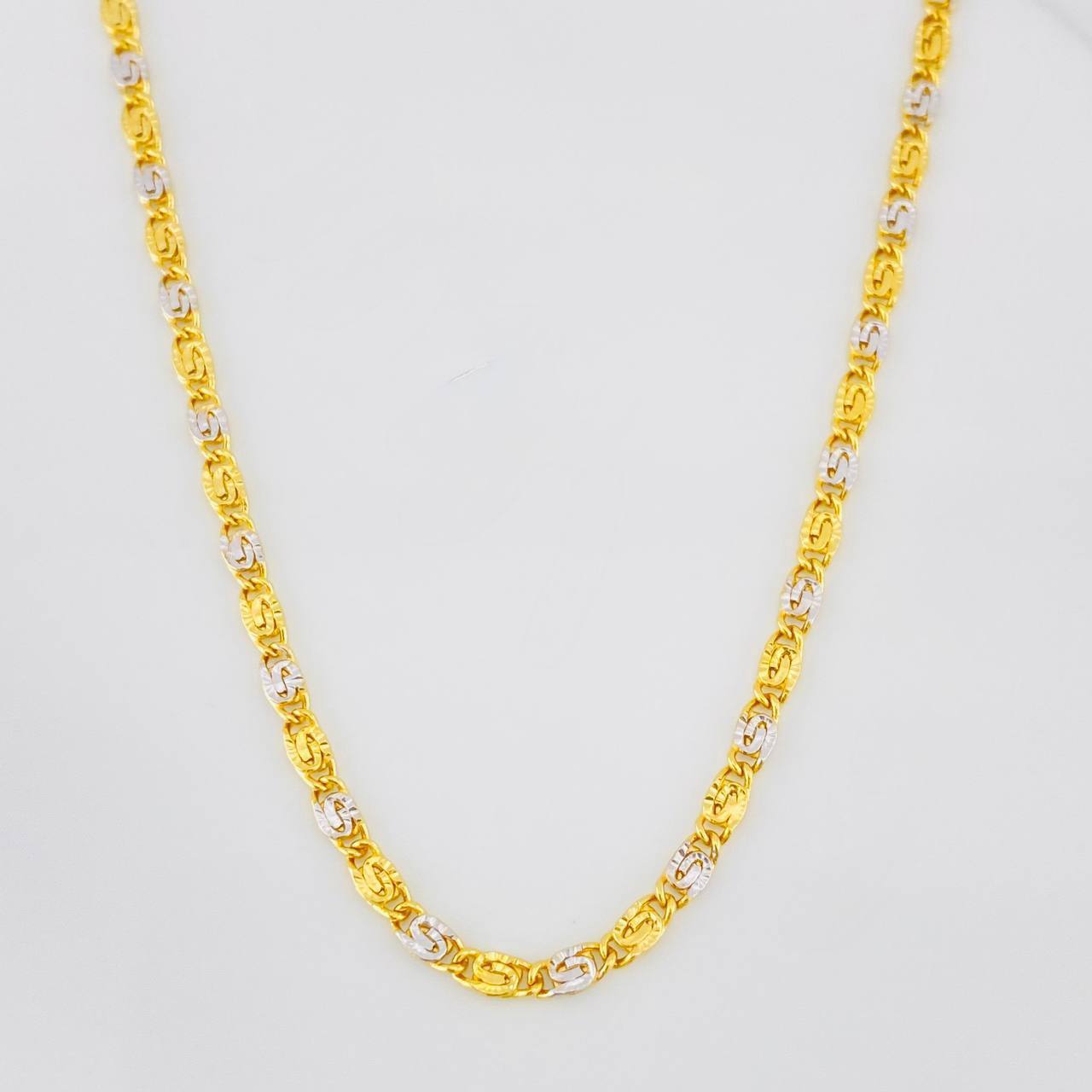Flat Mariner Chain 4.2g / 24 in / 2.43mm Two-Tone Yellow White 18K Gold