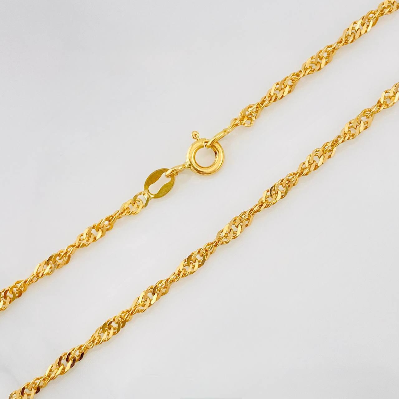 Cadena Singapur 5.55g / 24 in / 2.24mm Oro Amarillo 18K