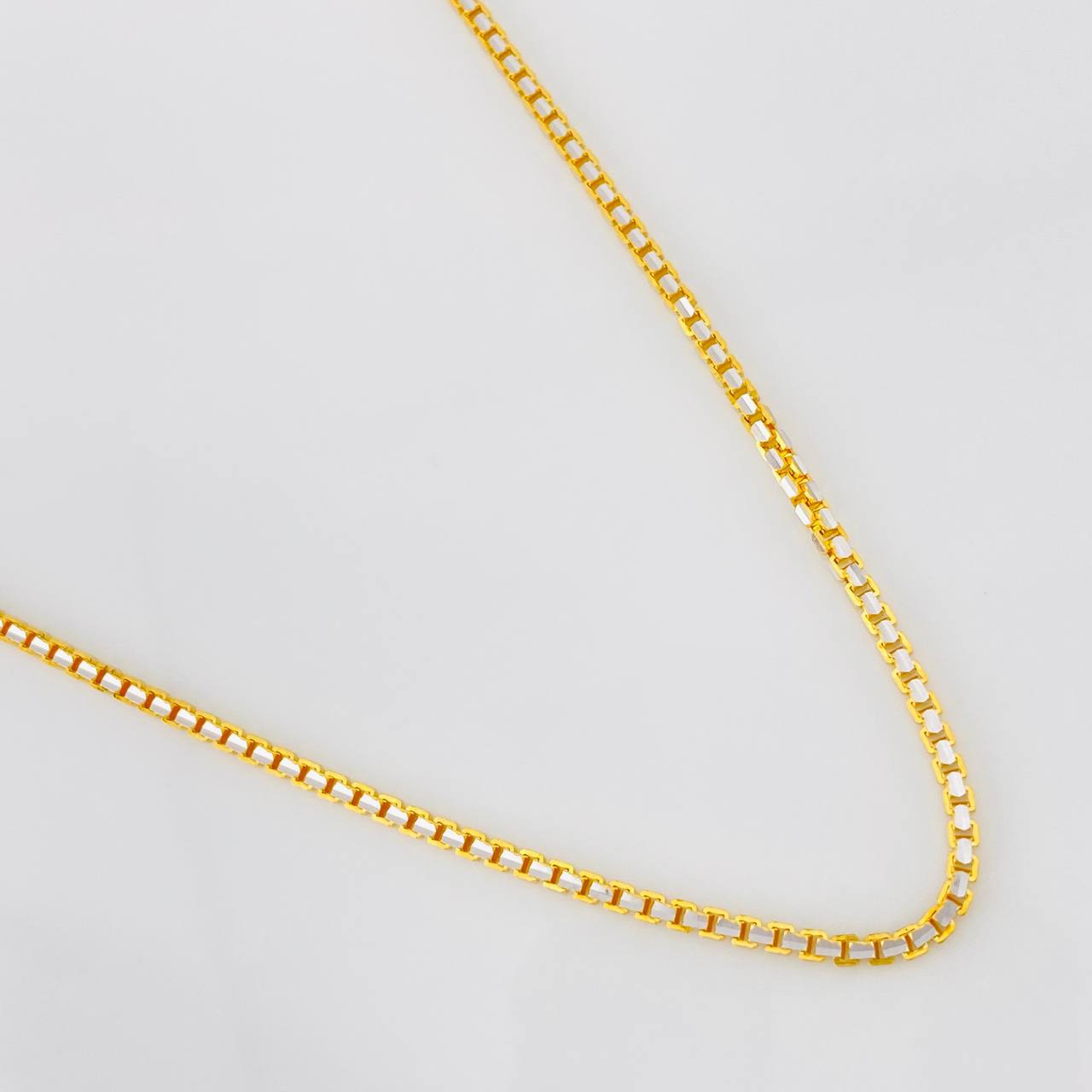 Venetian Chain 15g / 24 in / 1.76mm Two-Tone Yellow White 18K Gold