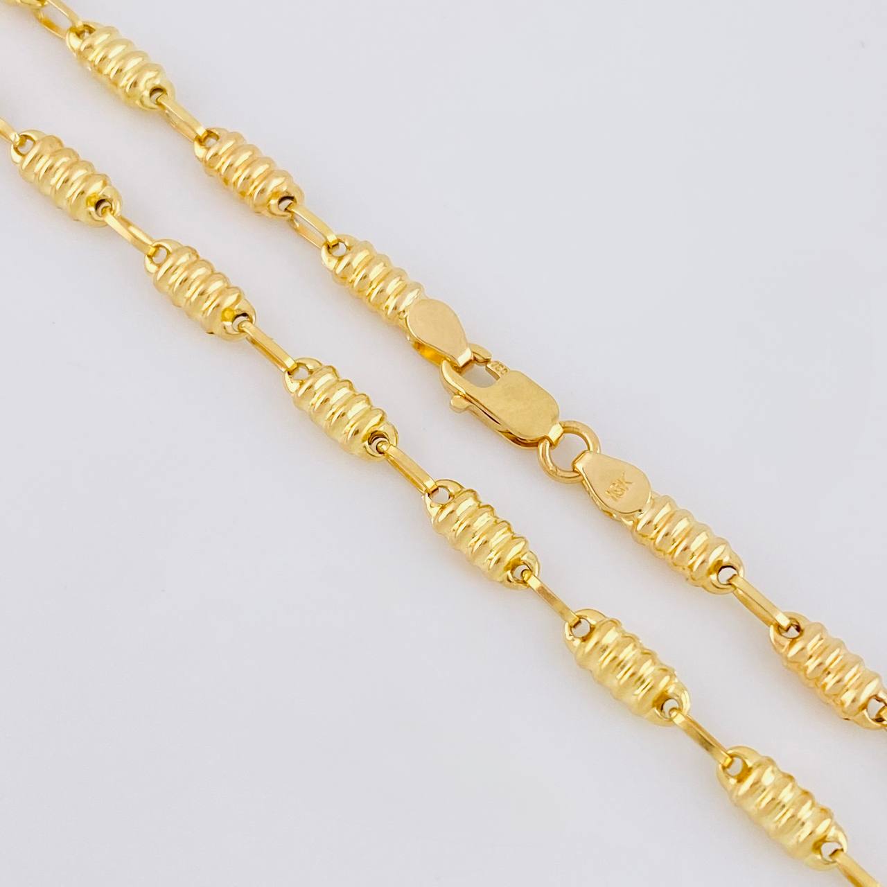 Cadena Rustica Barril Rayado 7.4g / 20 in / 3.2mm Oro Amarillo 18K