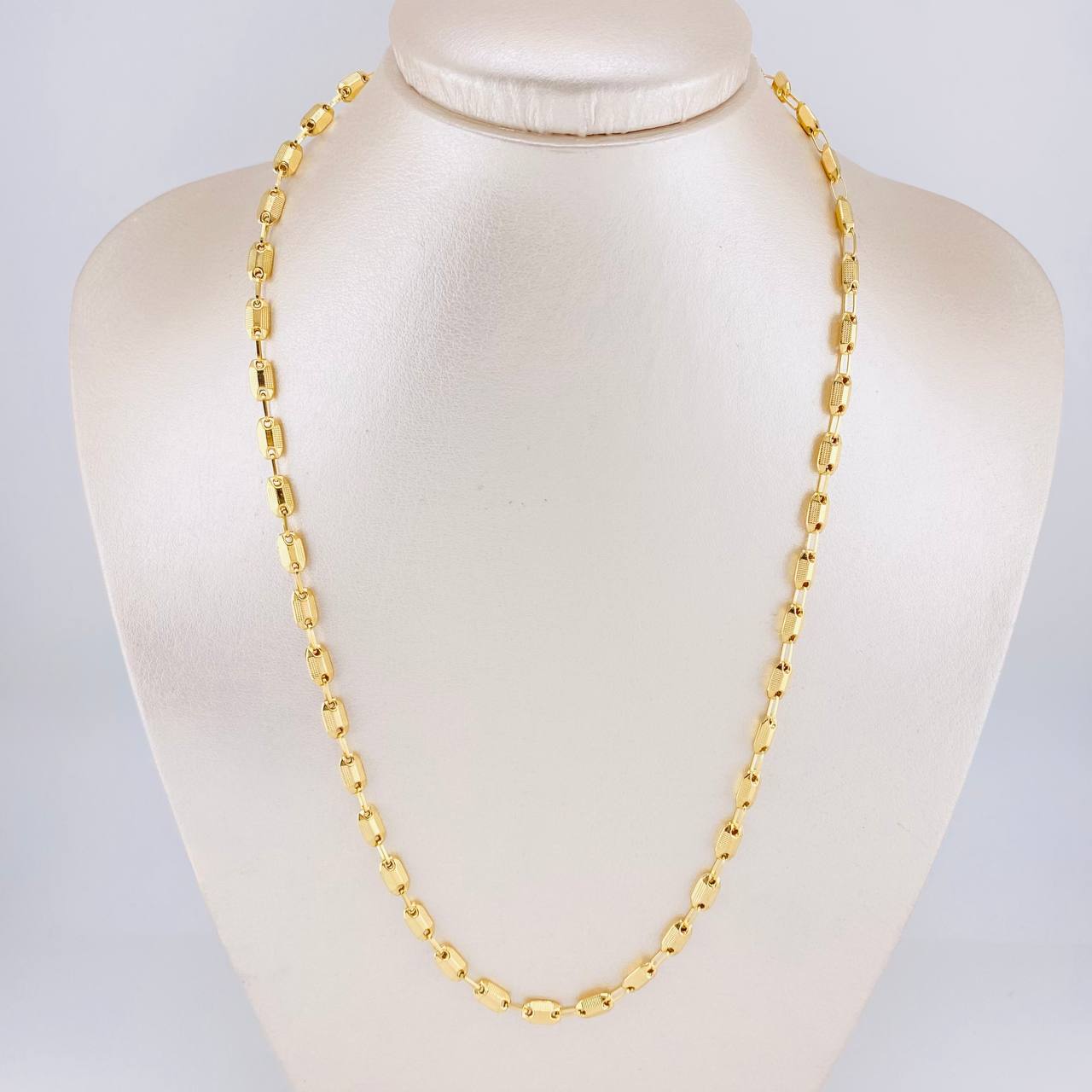 Cadena Rustica Punteada 8.95g / 20 in / 4.1mm Oro Amarillo 18K