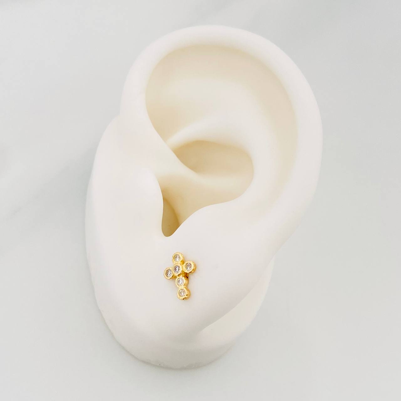 Topos Cruz 0.95 g / in / 4.3 mm Oro Amarillo 18K