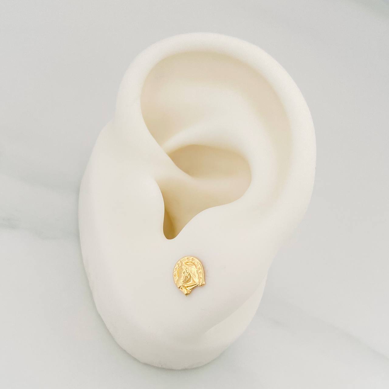 Topos Herradura Caballo 0.6 g / in / 4 mm Oro Amarillo 18K