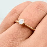 Anillo Solitario Puente 1.65gr / T5 1/2 / Oro Amarillo 18K $