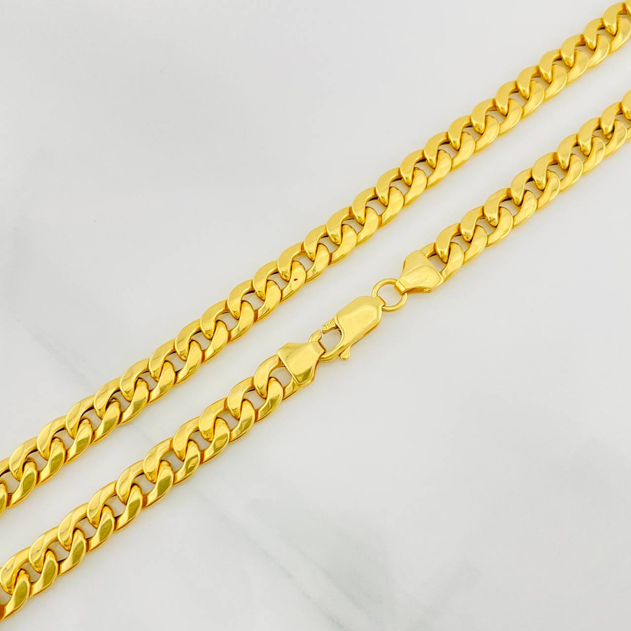 Cadena Cubana 11.55g / 24 in / 2.8mm Oro Amarillo 18K