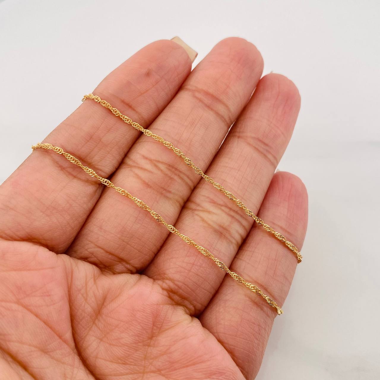Cadena Singapur 1.45 g / 15 3/4 in / 1.1 mm Oro Amarillo 18K