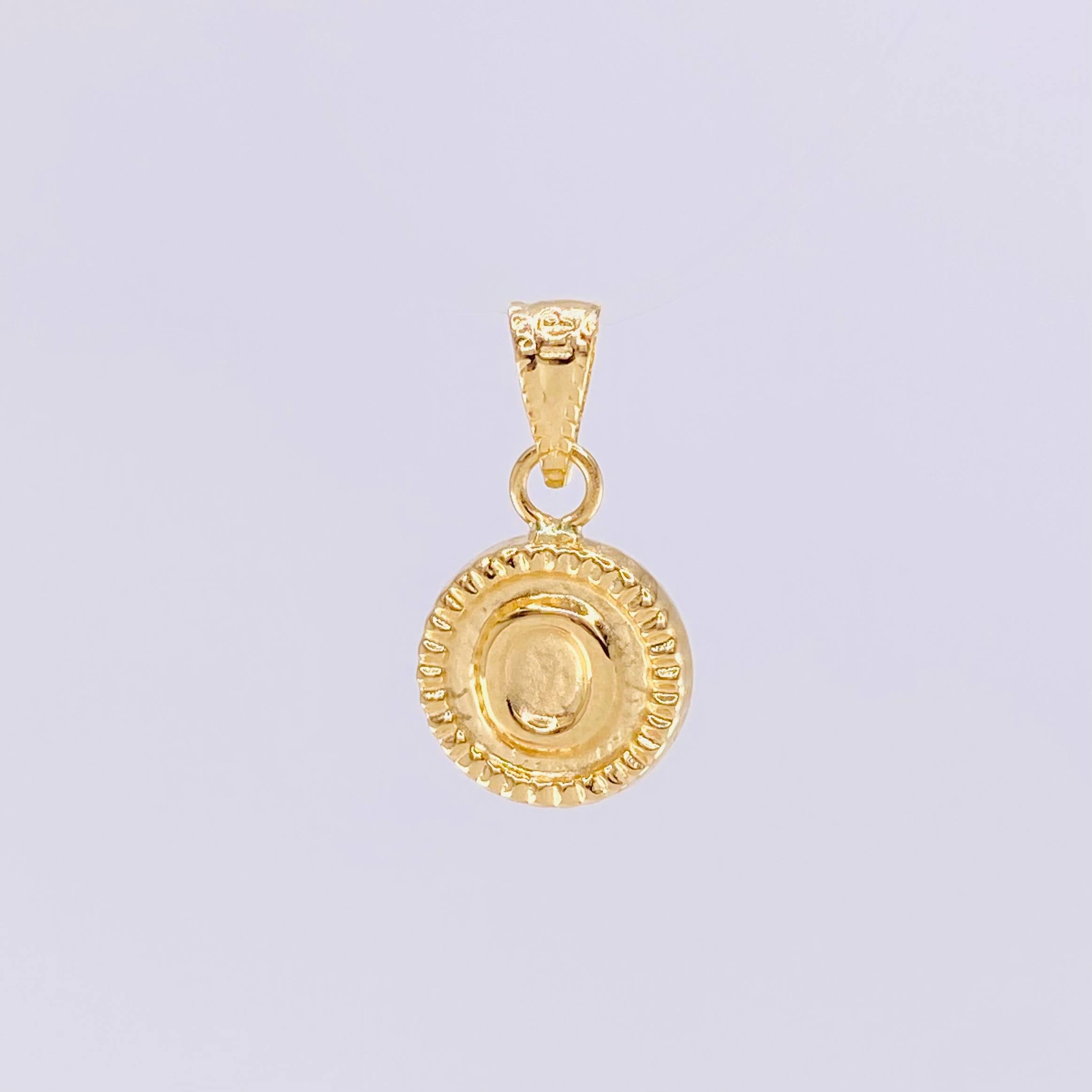 Pendant Matte Letter O Bordered 0.4g / 1/2 in Yellow Gold 18K