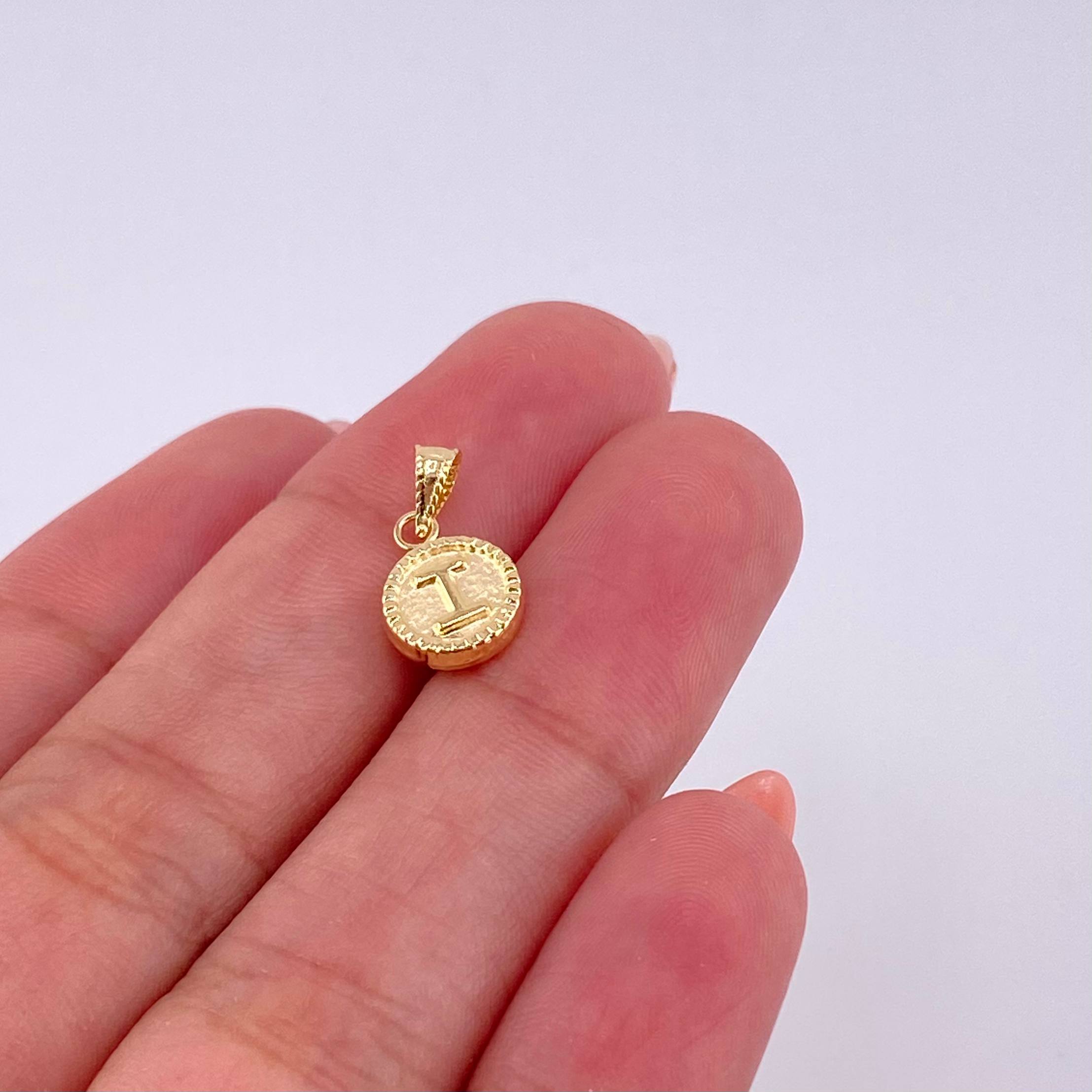 Dije Mate Letra I Bordeado 0.4g / 1/2 in Oro Amarillo 18K