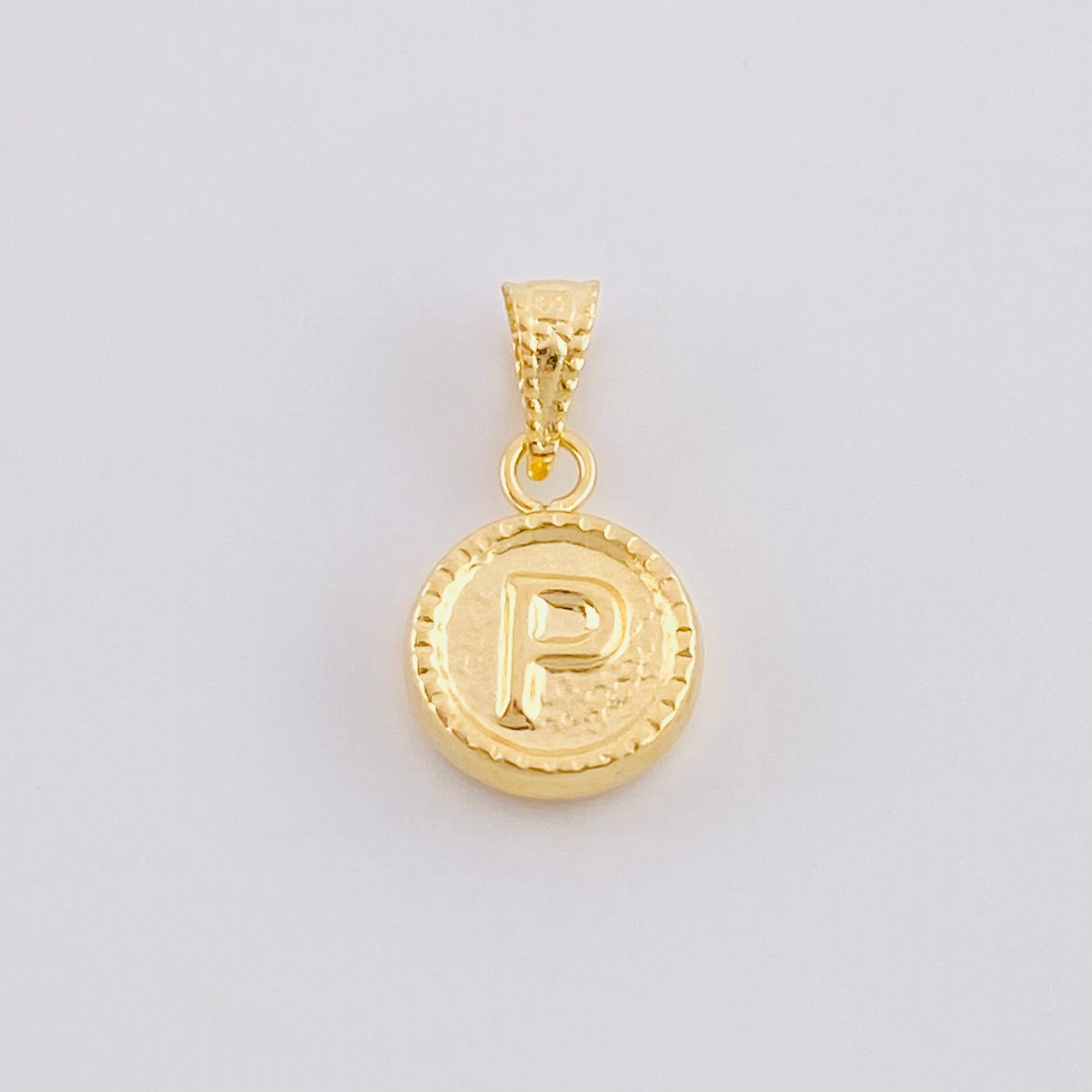 Pendant Matte Letter P Bordered 0.4g / 1/2 in Yellow Gold 18K