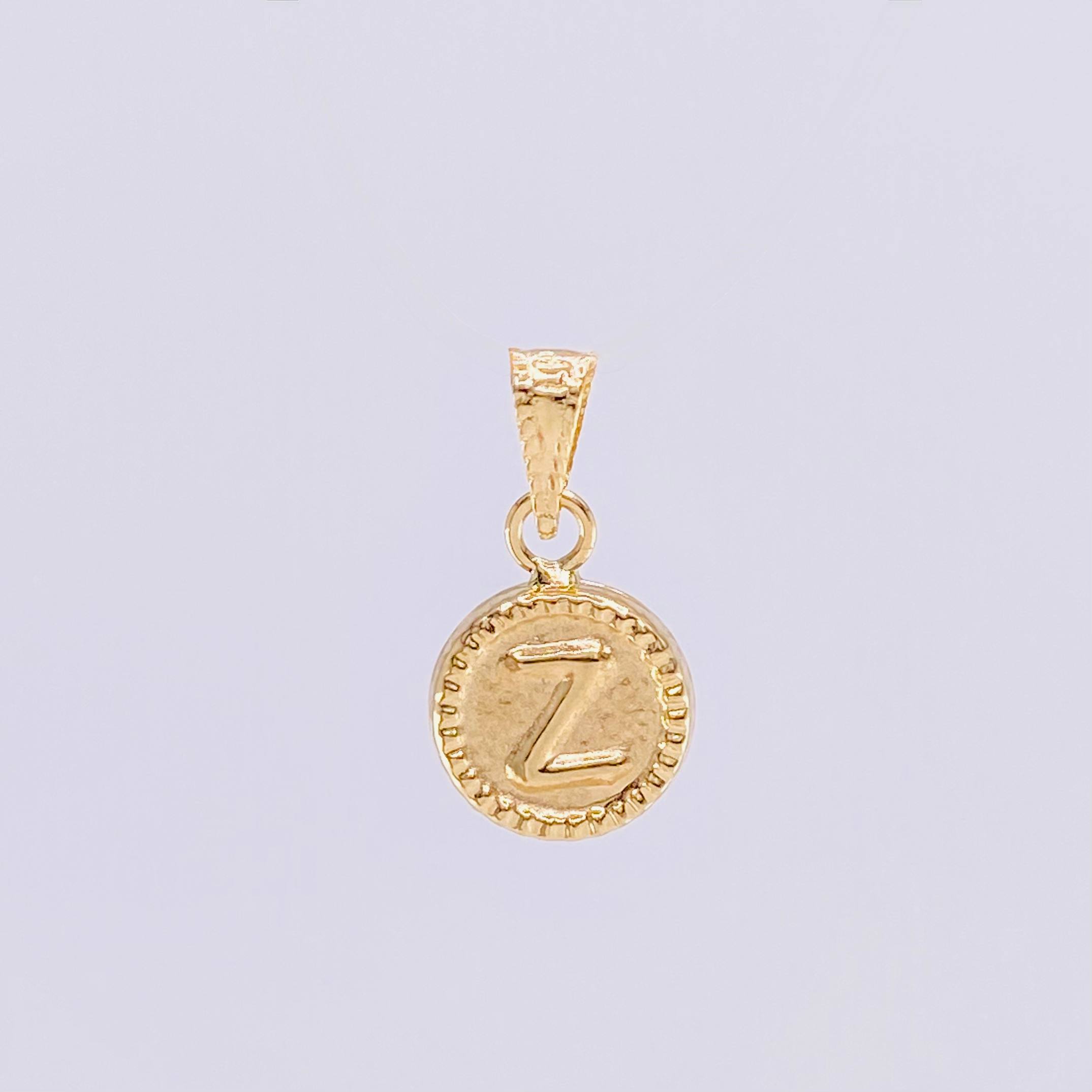 Pendant Matte Letter Z Bordered 0.45g / 1/2 in 18K Yellow Gold