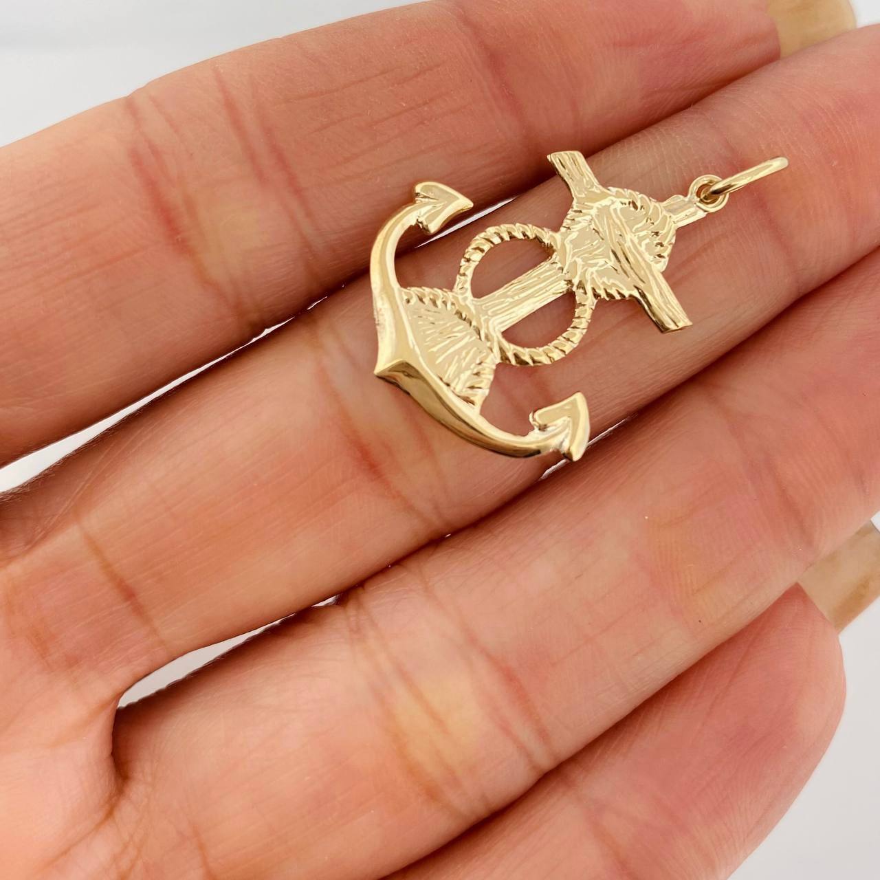 Pendant Anchor 1.1g / 1 1/4 in Yellow Gold 18K